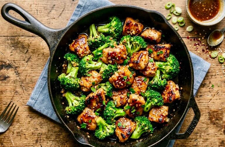 Easy honey garlic chicken bites with broccoli cooked in one pan